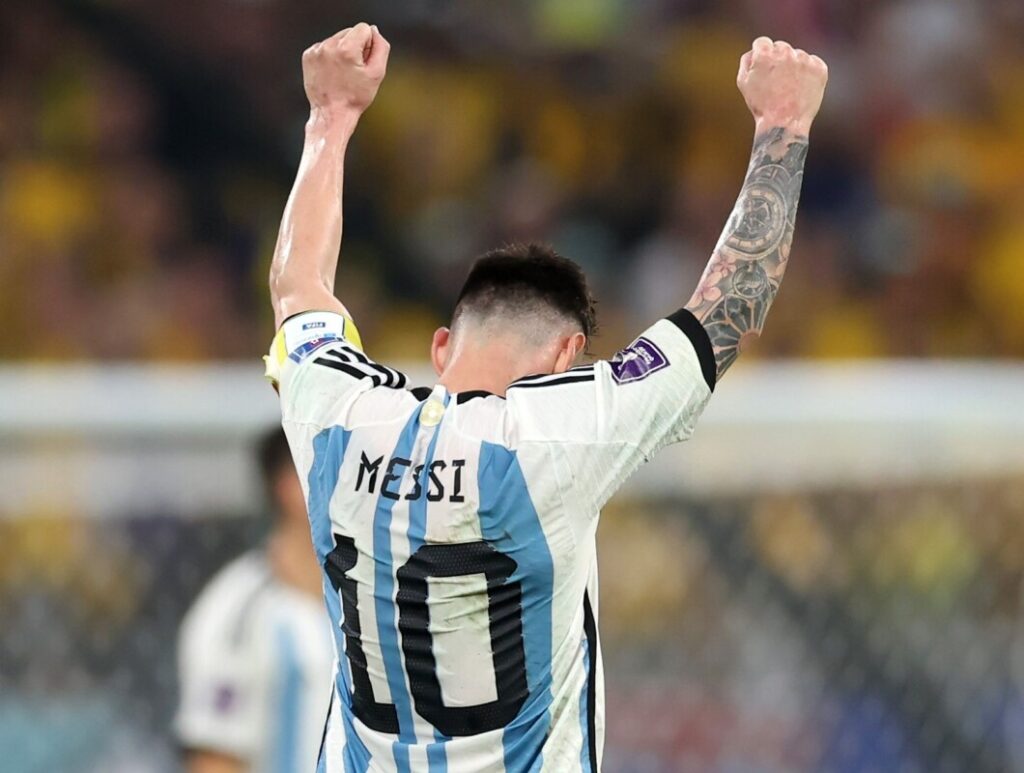 Craque completou mil jogos como profissional com ótima atuação (Twitter/FIFA).