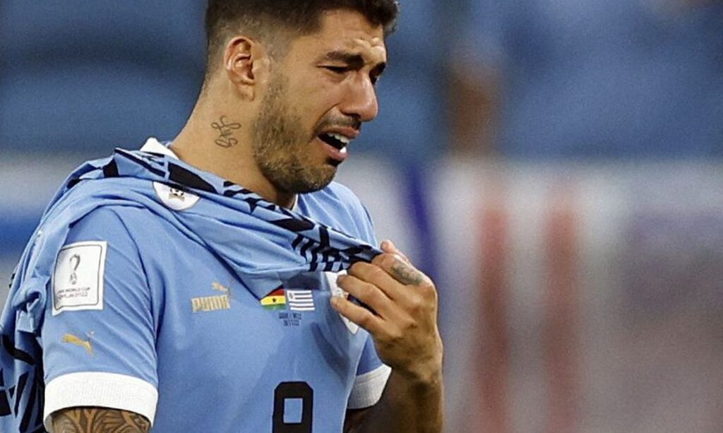 Personagem central do jogo histórico da Copa de 2010, Suárez não teve a mesma sorte em 2022 (REUTERS).