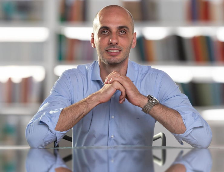 Advogado especialista em direito do trabalho, Giovanni Cesar